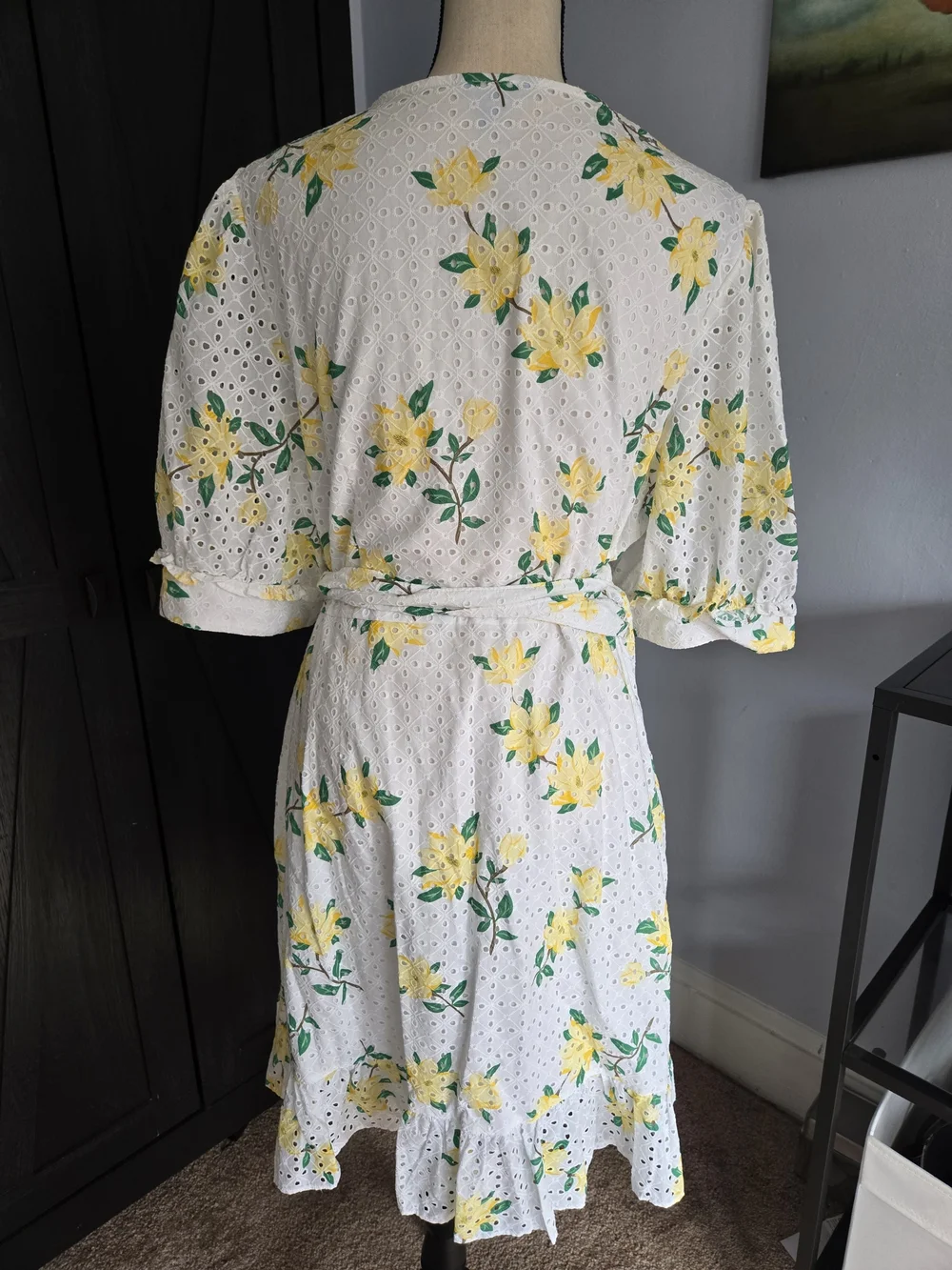 Draper James White Yellow Floral Knee-Length Eyelet Wrap Dress Rare Plus Size 20